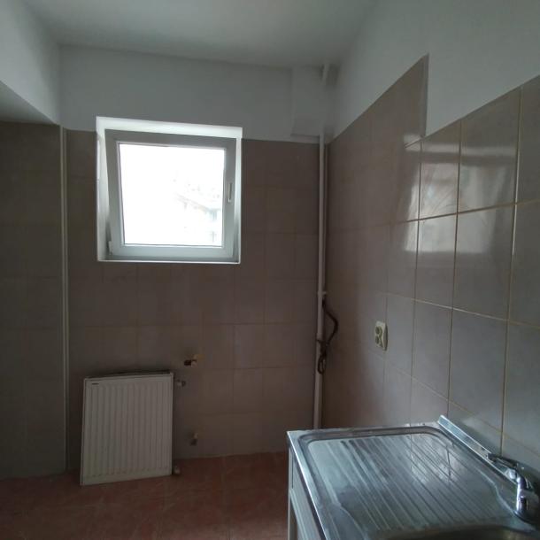 Apartament 3 camere nemobilat, etaj 3 din 8, Cismigiu, 120000EUR-8