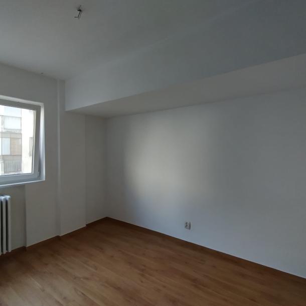 Apartament 3 camere nemobilat, etaj 3 din 8, Cismigiu, 120000EUR-9