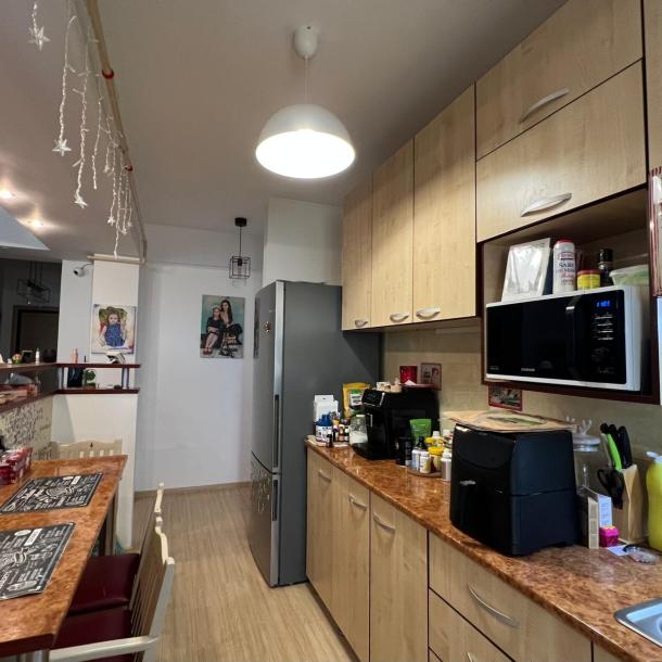 Tomis Plus,  strada Torino, etaj 3/4-9