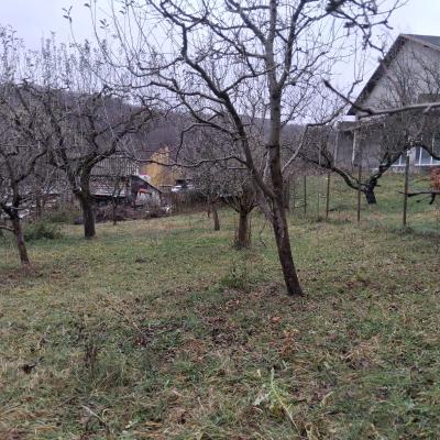 Vand casa batraneasca + teren 1000m2, comuna Rau Alb de jos, jud. Dambovita-10