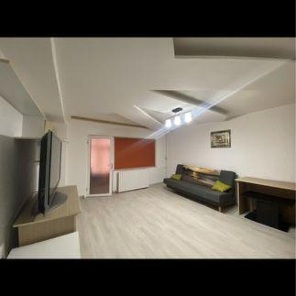 Apartament doua camere in faleza nord-0