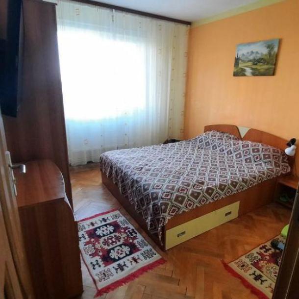 Vand apartament 3 camere Tomis Nord, M-uri, zona Brotacei-2